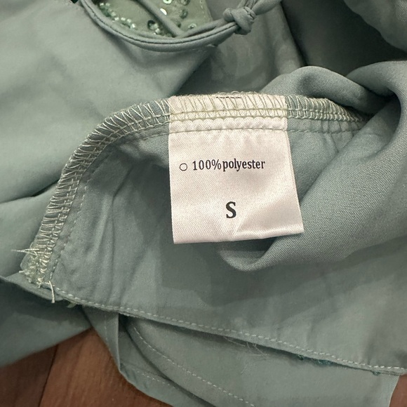 NWOT Cami Tank Crop Top Blue Floral See photos for call outs - Picture 8 of 11